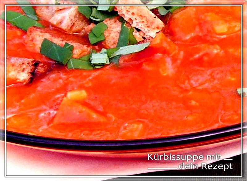 Kürbissuppe mit Tomaten